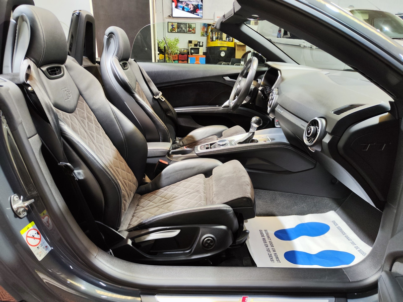 Audi TT TT Roadster 40 TFSI S tronic — photo 10