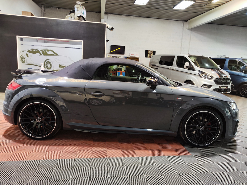 Audi TT TT Roadster 40 TFSI S tronic — photo 14