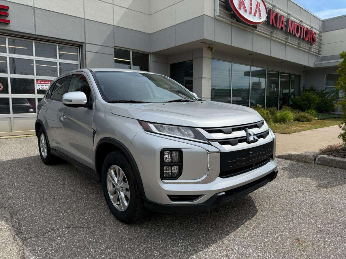 2024 Mitsubishi RVR SE AWC