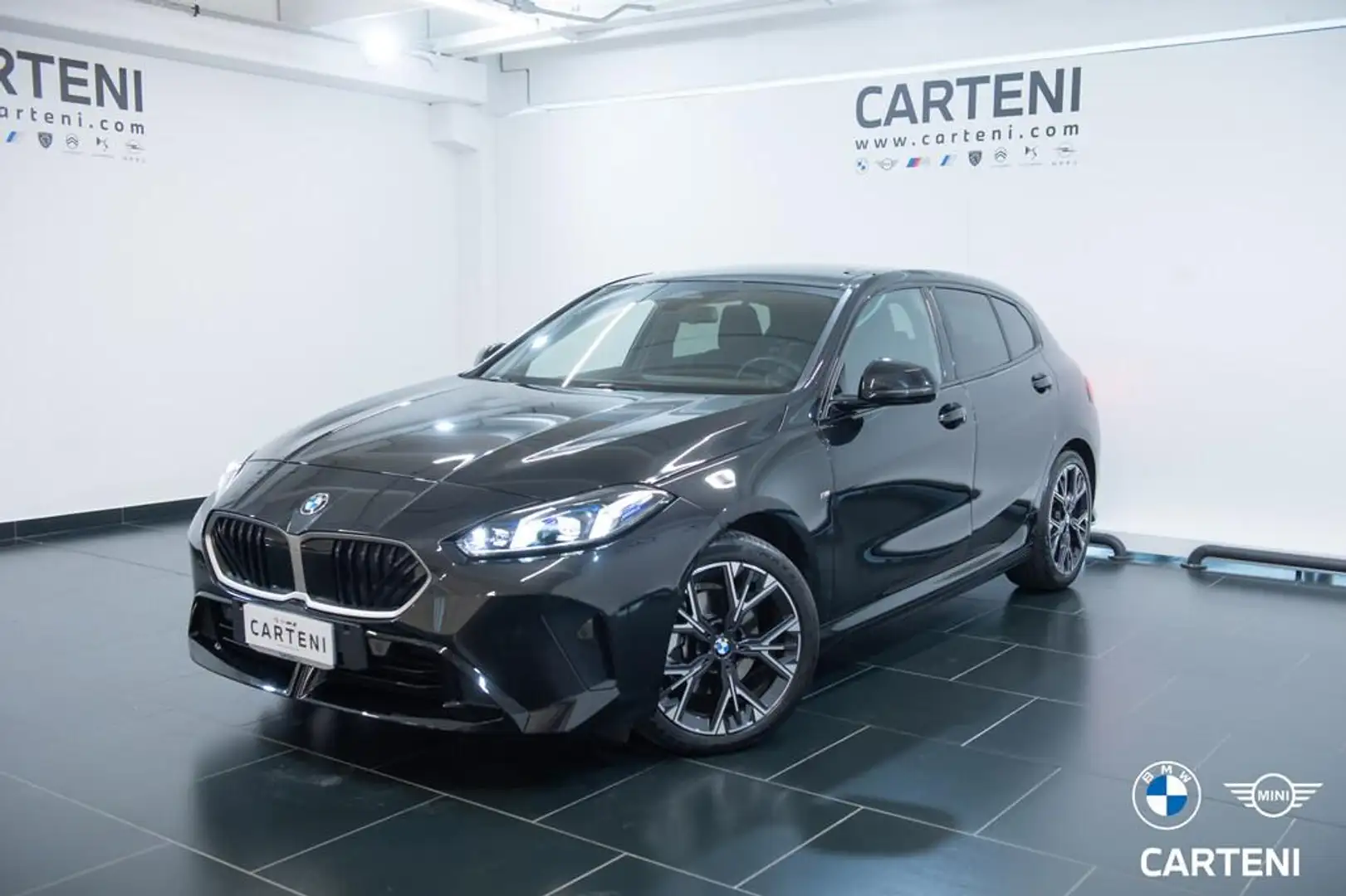 BMW 118 d MSport auto Noir - 1