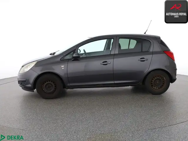 Opel Corsa view 2