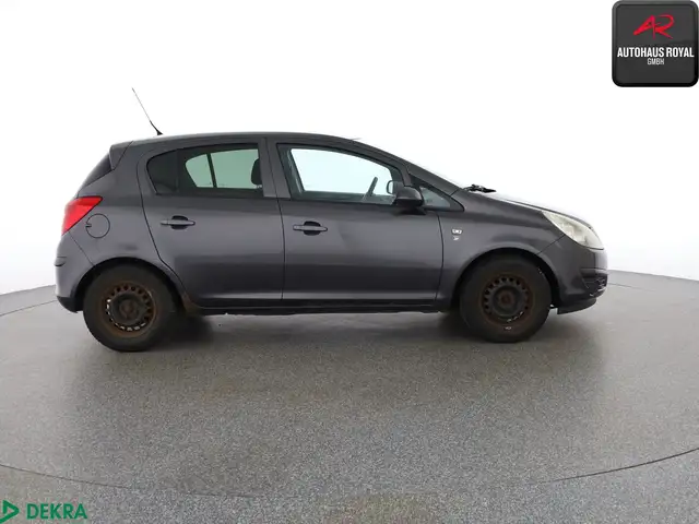 Opel Corsa view 6
