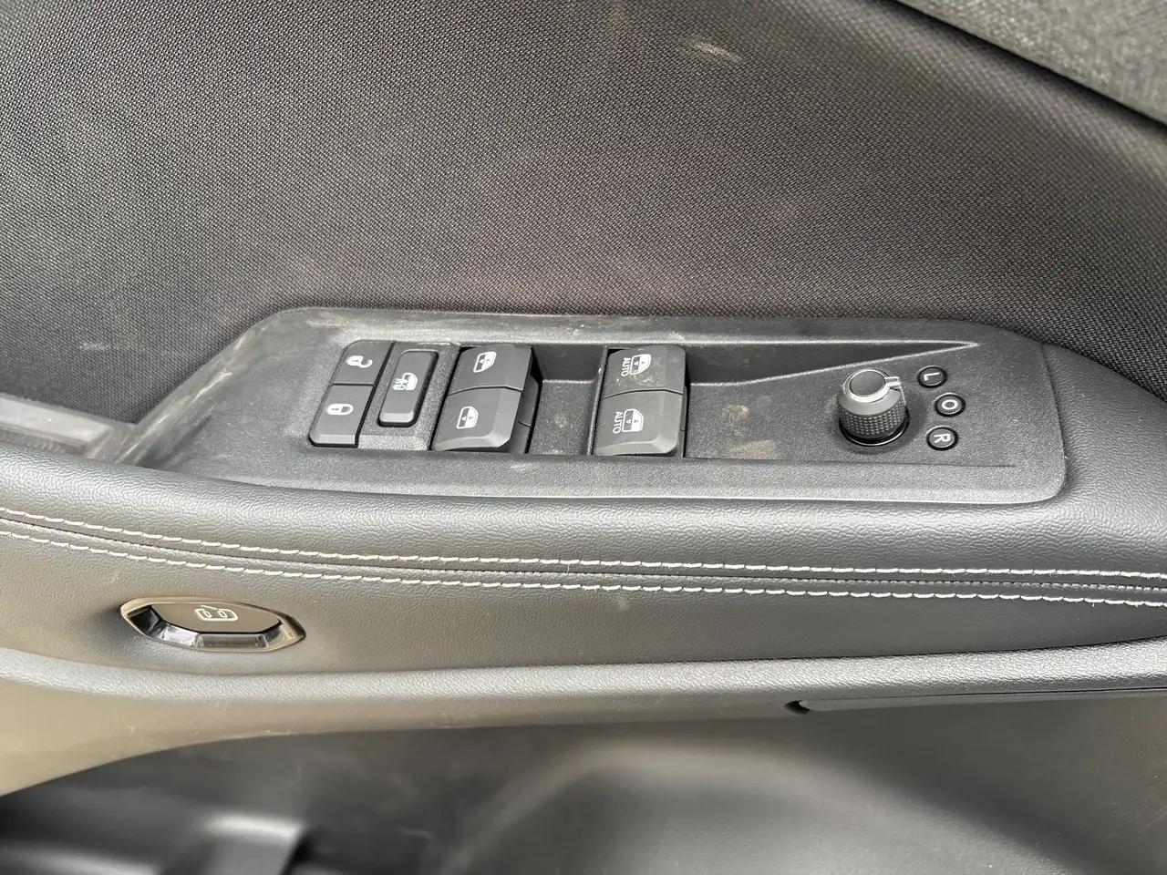 Jeep Cherokee снимка Jeep Cherokee