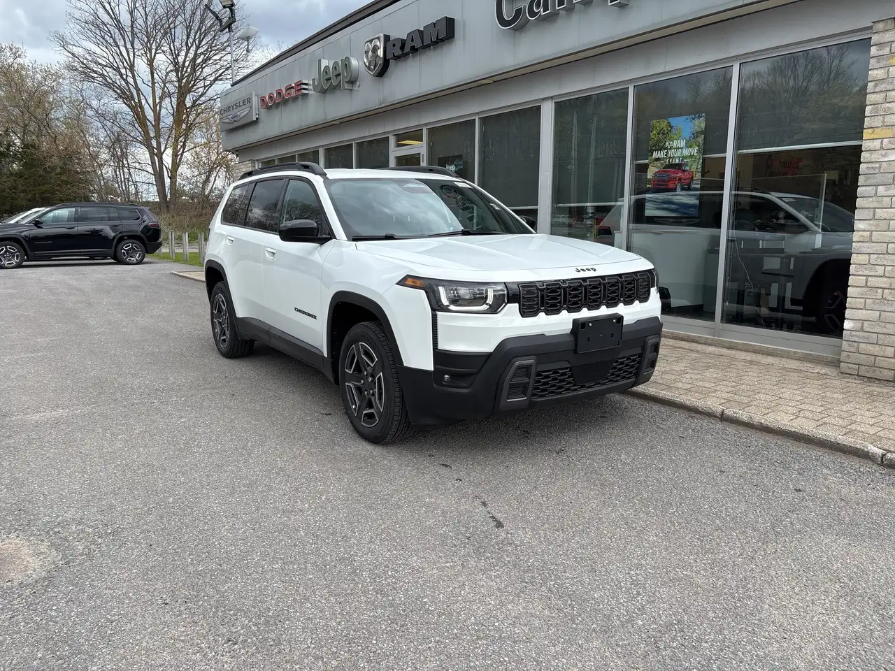 Jeep Cherokee снимка Jeep Cherokee