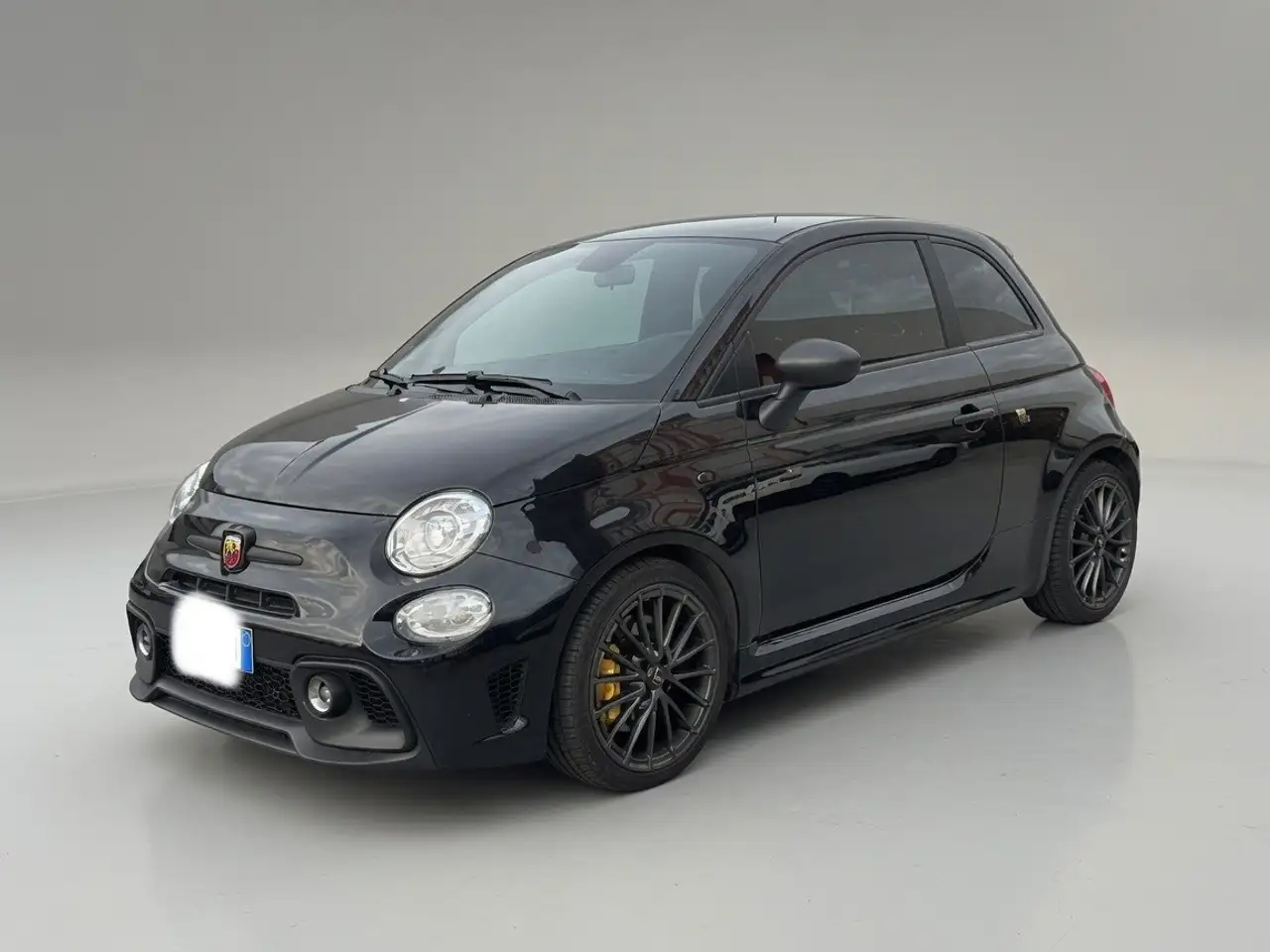 Abarth 695 2024