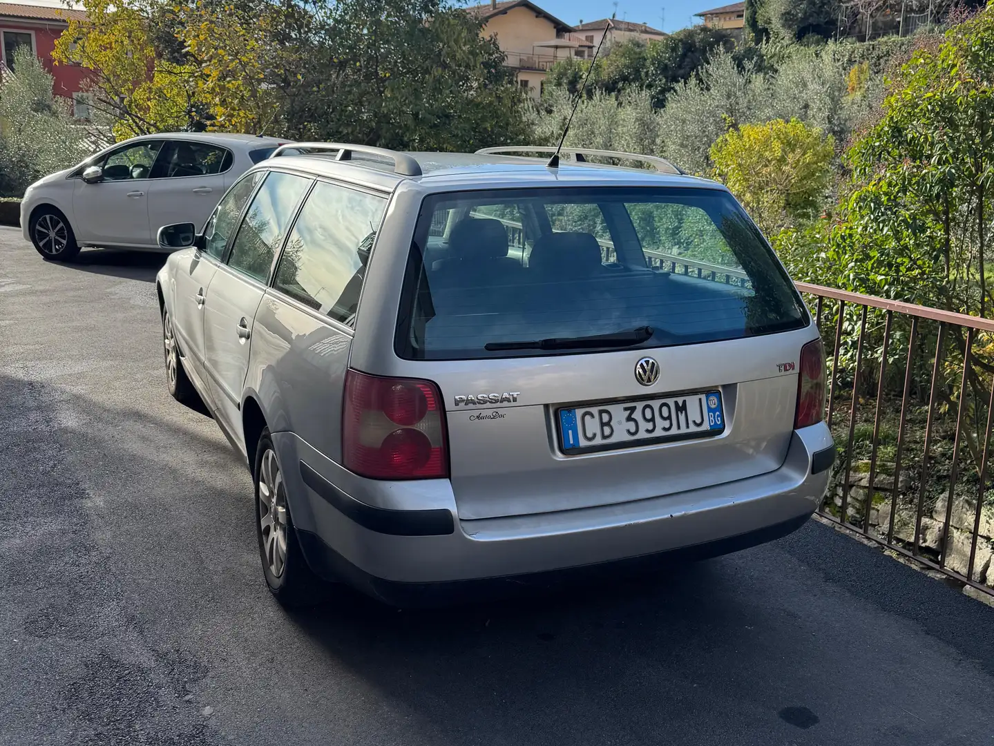 Volkswagen Passat Variant Passat Variant 1.9 tdi Comfortline 4motion Plateado - 2