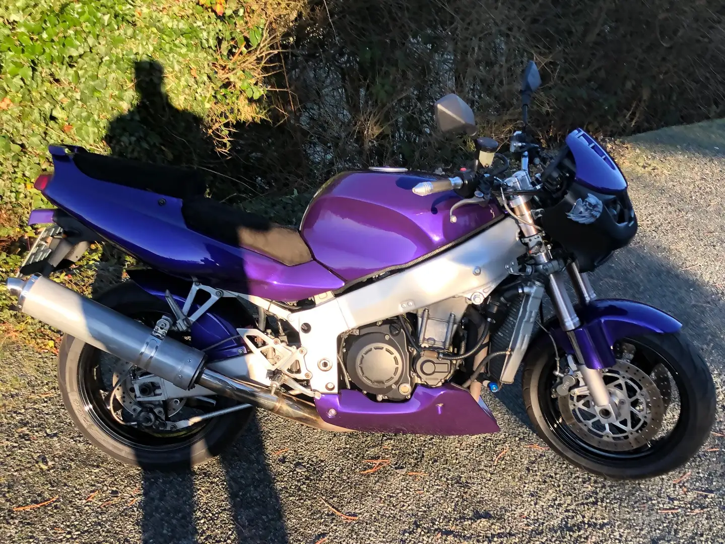 Kawasaki ZXR 750 Violet - 2