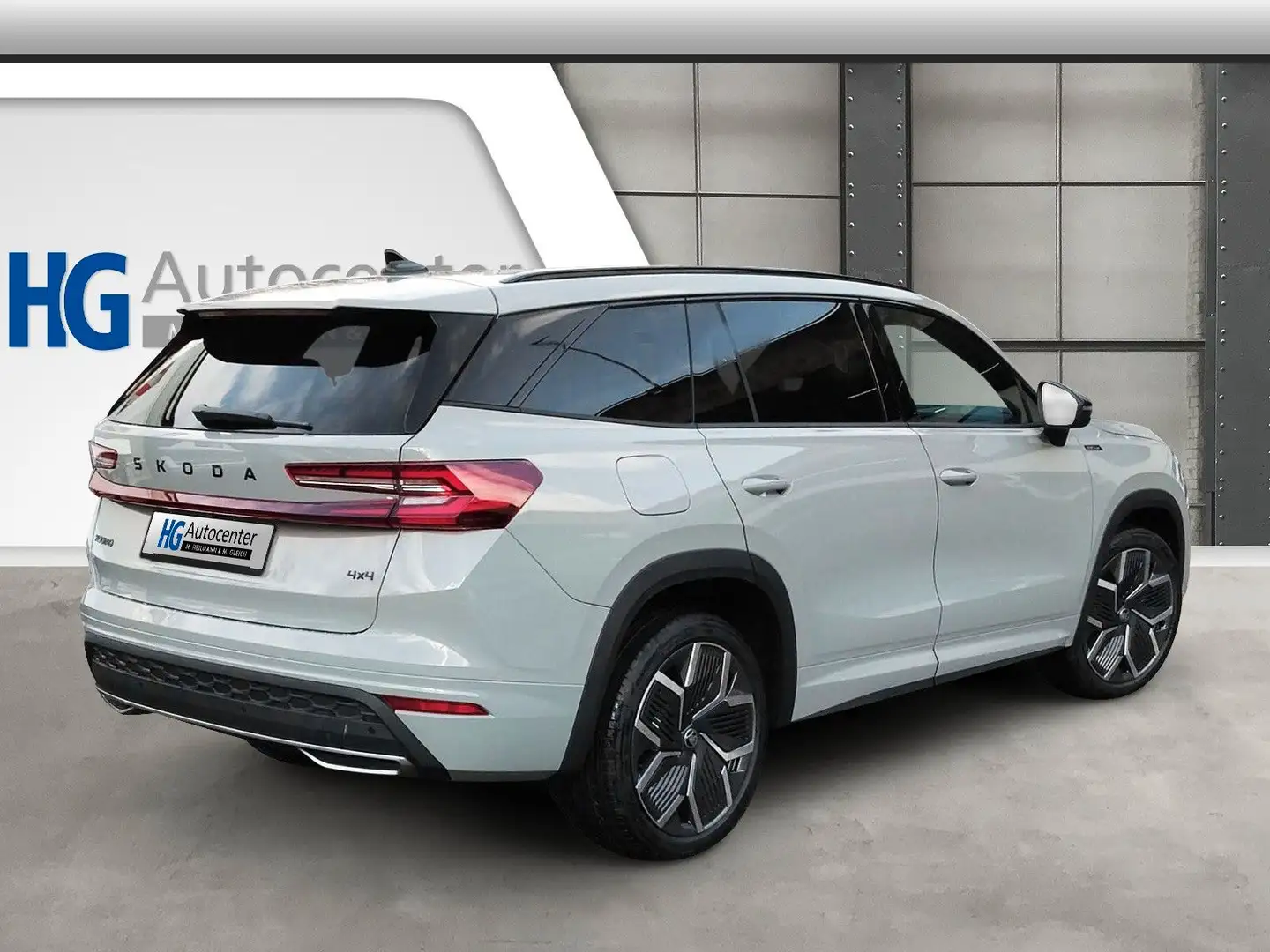 Skoda Kodiaq Sportline 2.0TDI PanoAHK Standh.7S Canton Grijs - 2