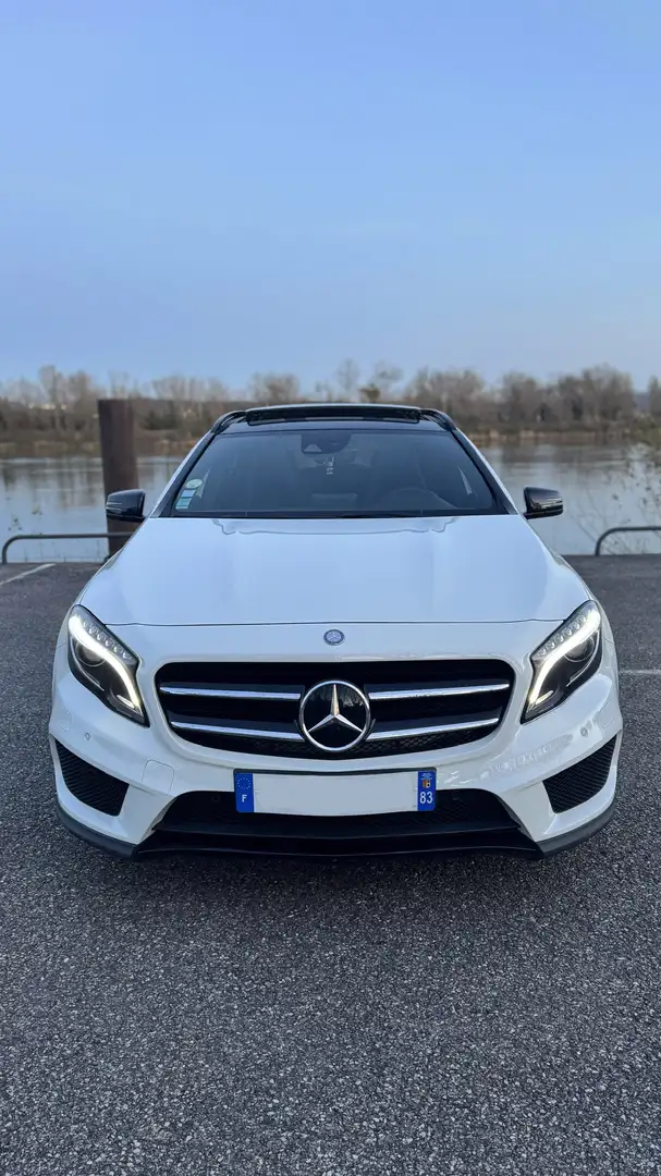 Mercedes-Benz GLA 220 Classe d 4-Matic Fascination 7-G DCT A - 2