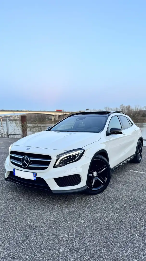 Mercedes-Benz GLA 220 Classe d 4-Matic Fascination 7-G DCT A - 1