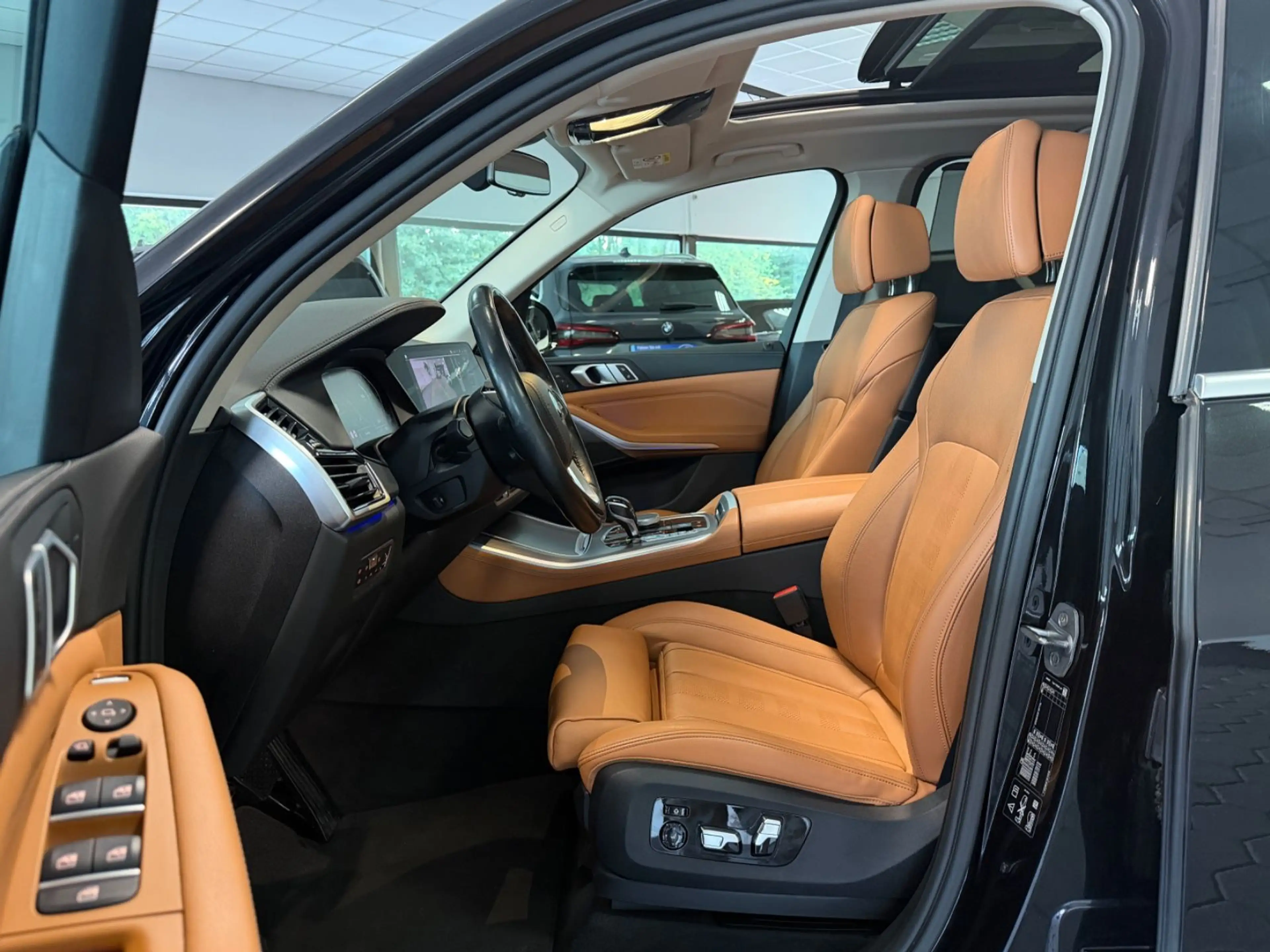 BMW X5 xDrive 30d X-Line*PANO*LED*SPORT* — photo 10