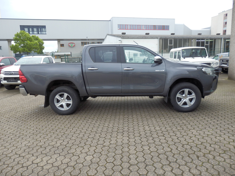 Toyota Hilux Double Cab Duty 4x4, Automatik, Cool Paket, Sitzheizung, Navigation, Klima, AHK, Scheckheft — photo 5