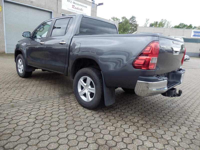 Toyota Hilux Double Cab Duty 4x4, Automatik, Cool Paket, Sitzheizung, Navigation, Klima, AHK, Scheckheft — photo 4