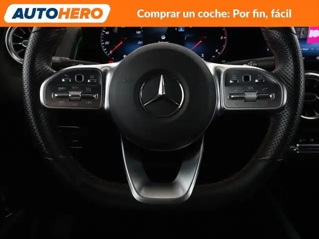 Mercedes-Benz GLB Class view 26