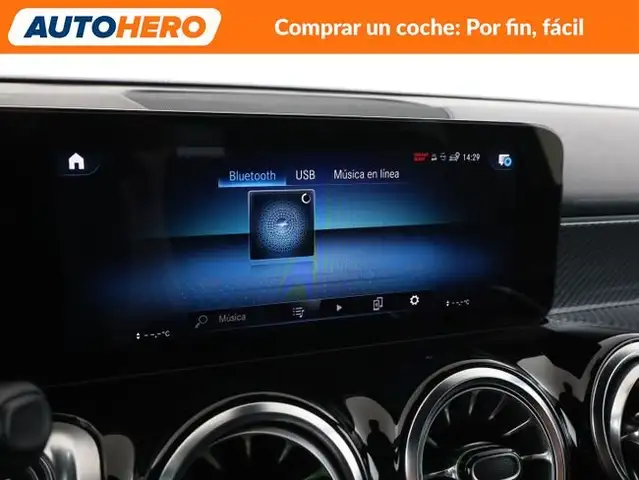 Mercedes-Benz GLB Class view 25
