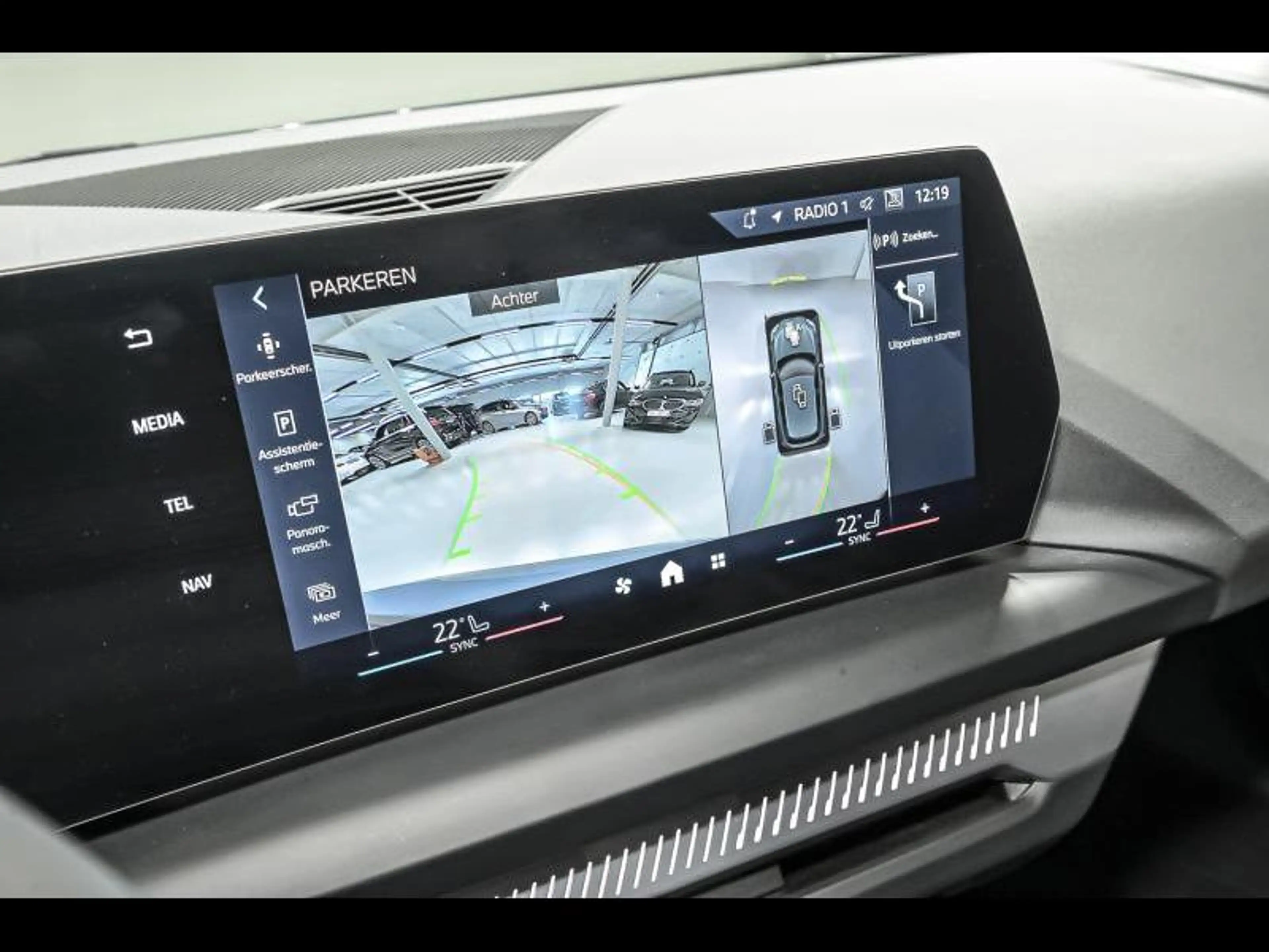 BMW 120 i - PREMIUMPACK+|360CAM|DASS+|HUD|H&M — photo 15
