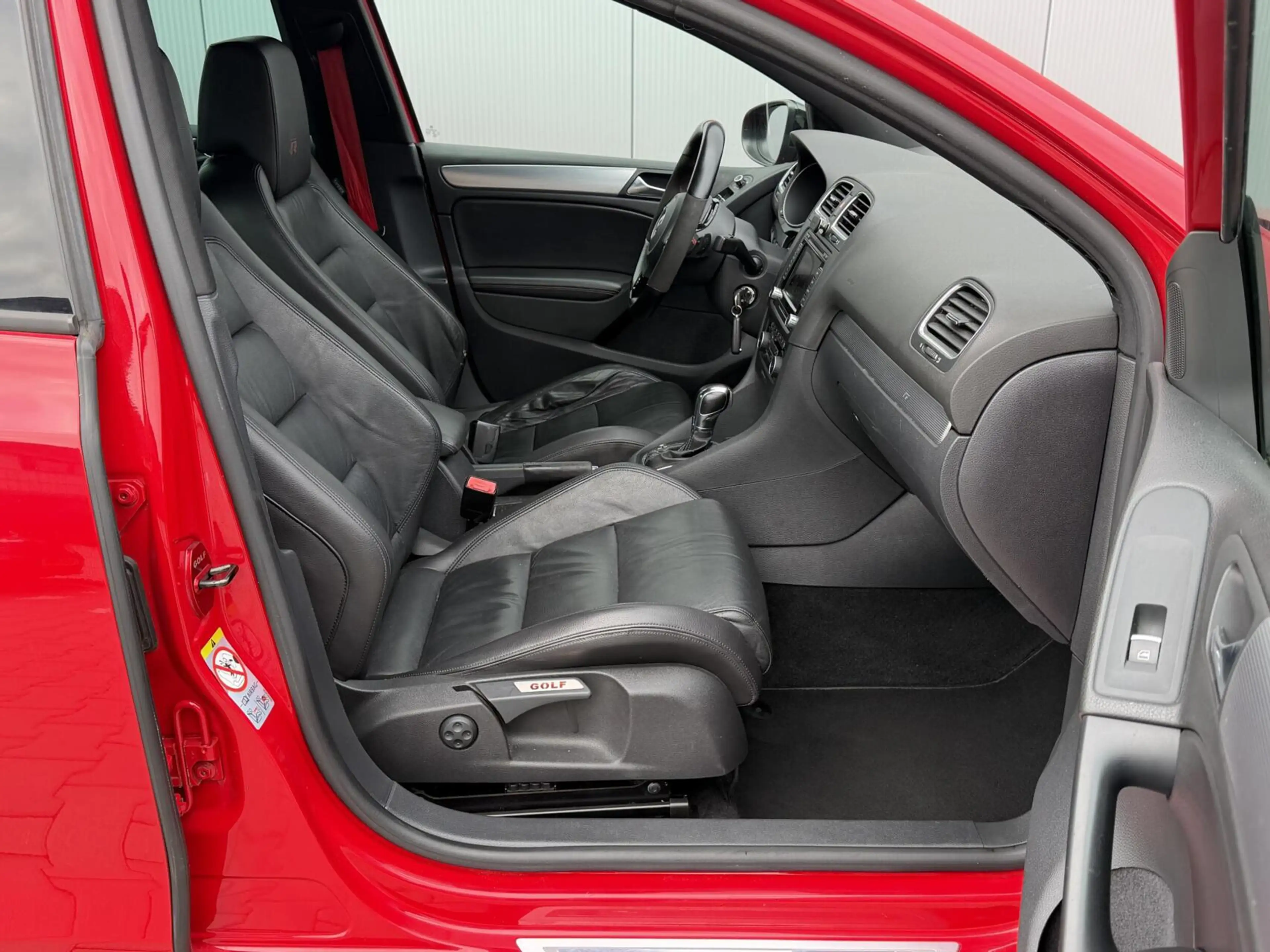 Volkswagen Golf 2.0 R 4-Motion | Maxton | DSG | Xenon | 271 PK — photo 15