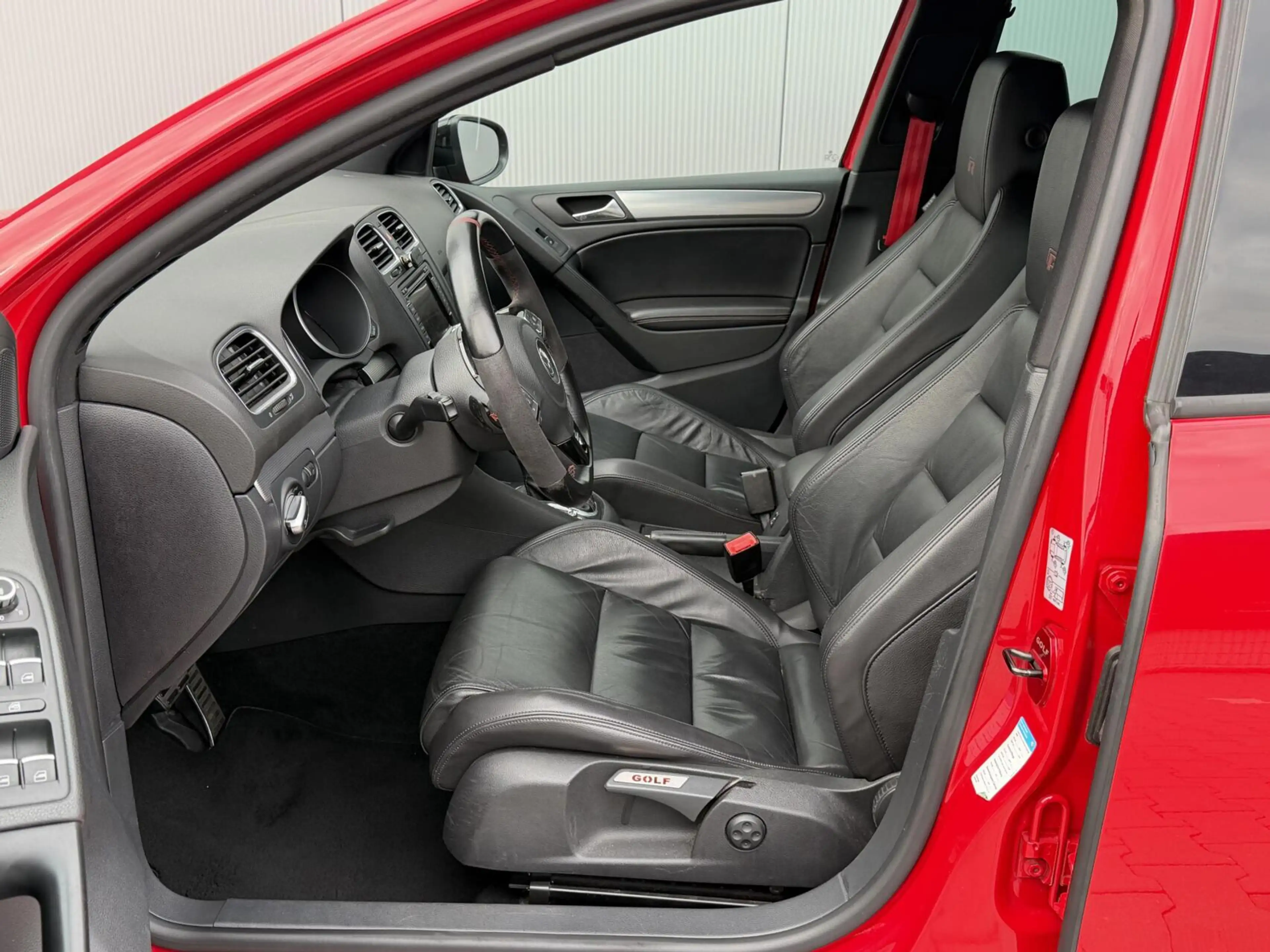 Volkswagen Golf 2.0 R 4-Motion | Maxton | DSG | Xenon | 271 PK — photo 12