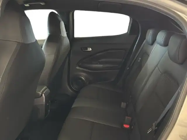 Nissan Juke view 8