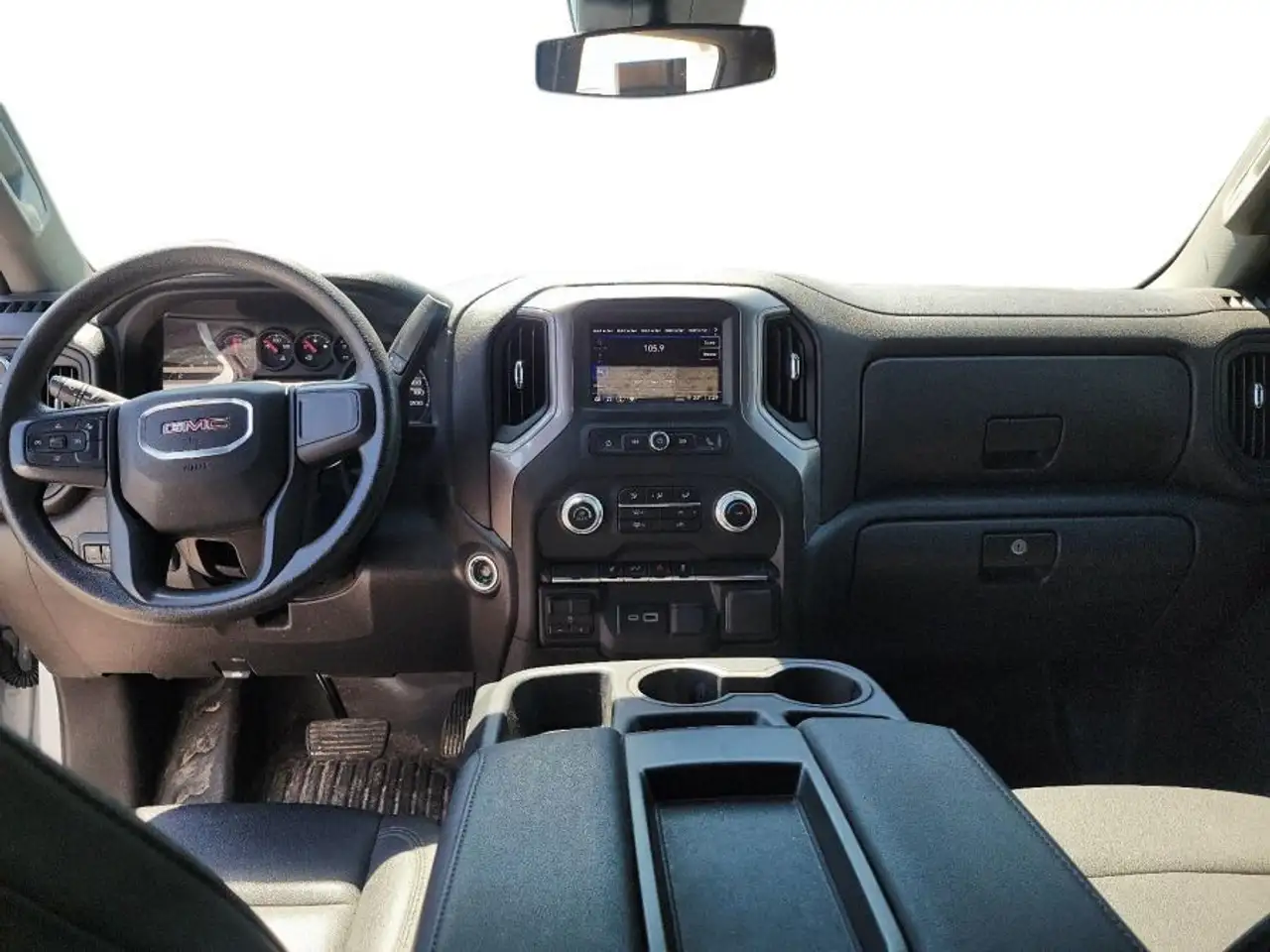 GMC Sierra 2500HD снимка GMC Sierra 2500HD