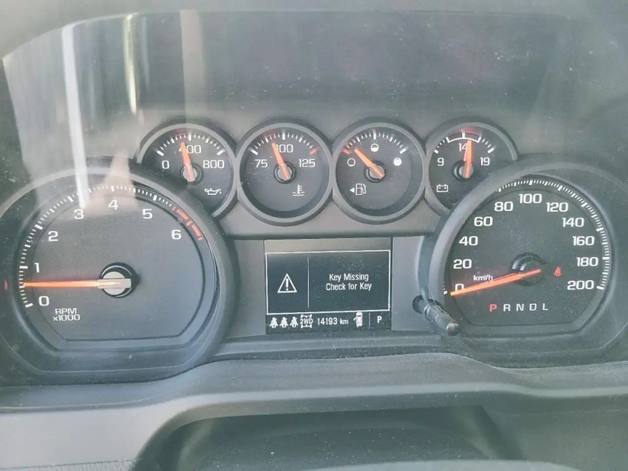 GMC Sierra 2500HD снимка GMC Sierra 2500HD