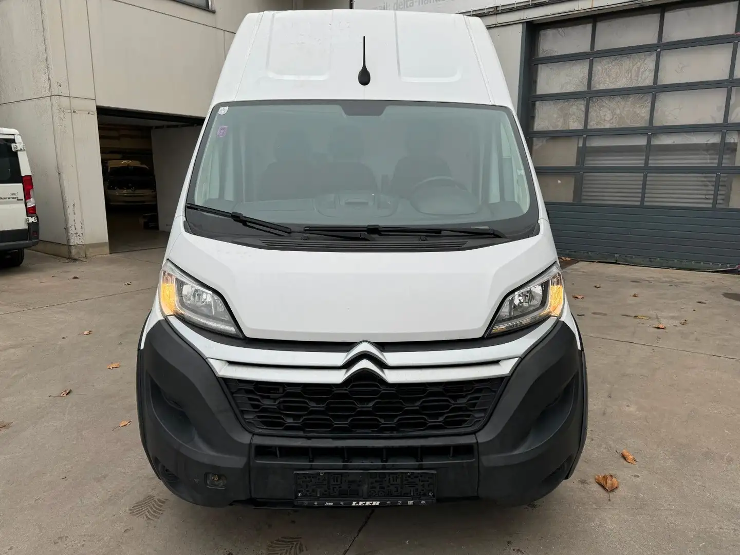 Citroen Jumper Grossraumkasten 35 L4H3 Club Heavy BlueHD Weiß - 2