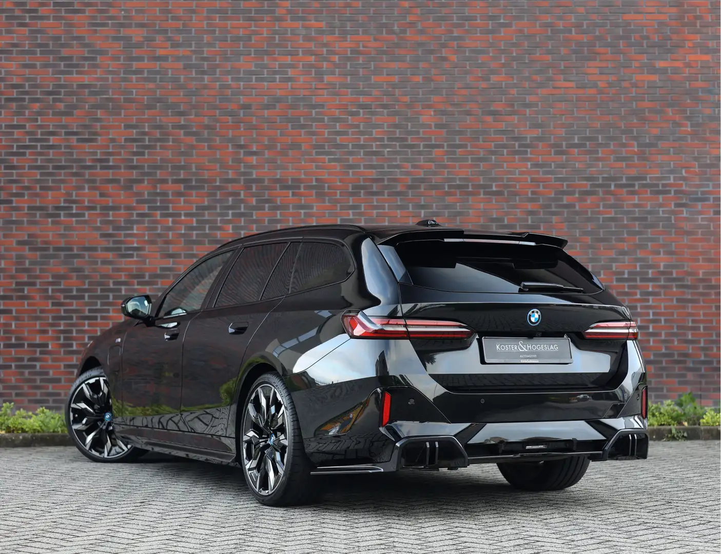 BMW 530 5-serie Touring 530e | M Performance - Trekhaak - Zwart - 2