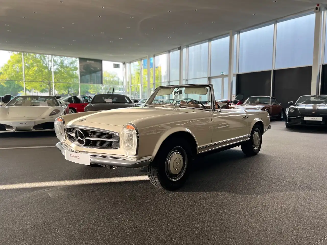 Mercedes-Benz 280