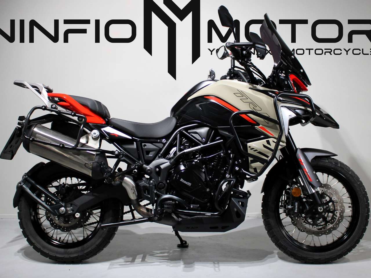 Benelli TRK 702 X
