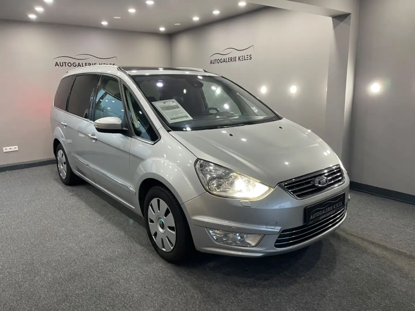 Ford Galaxy Titanium Autom. 7SITZE*LEDER*NAVI*XEN*PAN Plateado - 1
