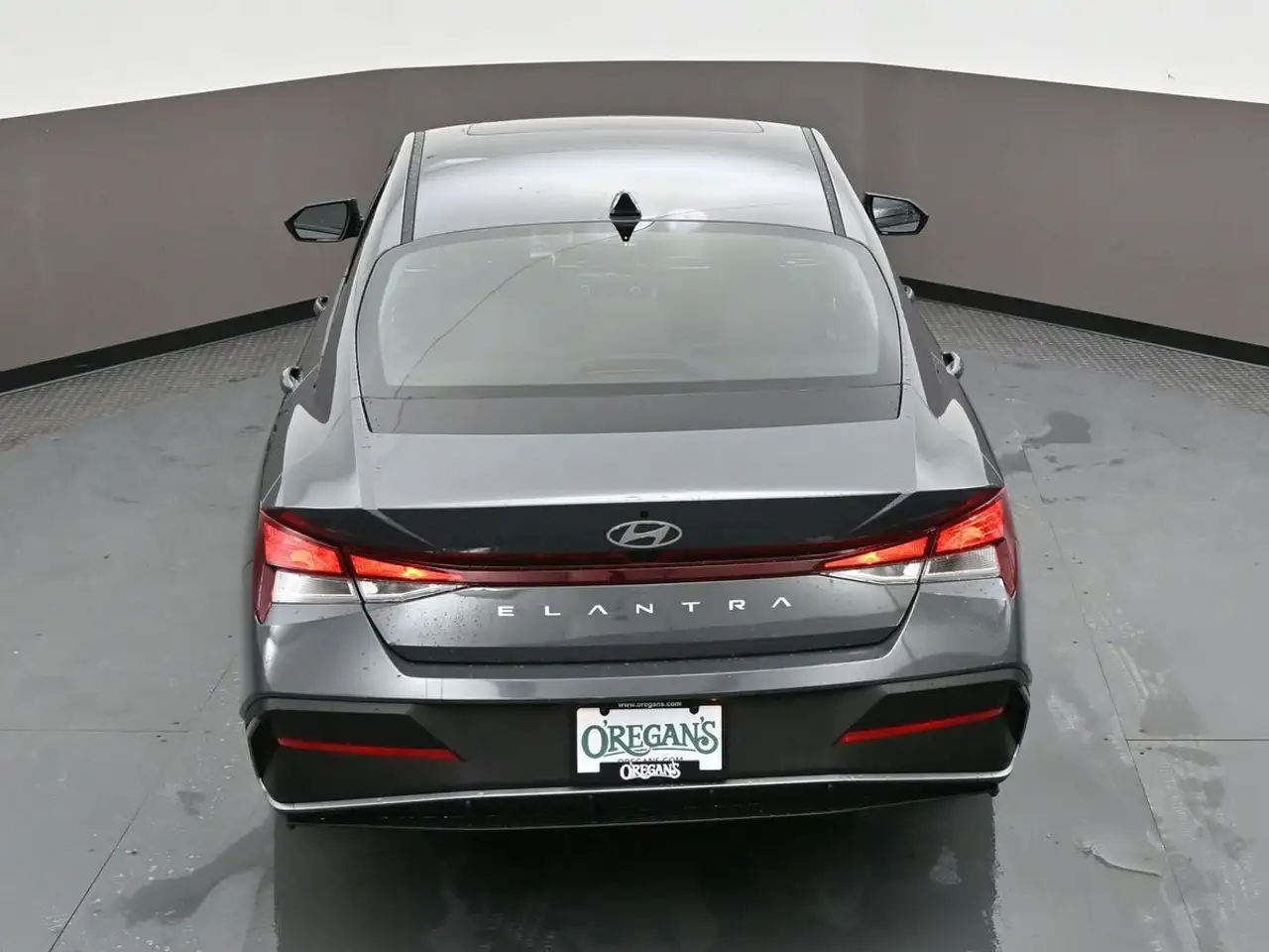 Hyundai ELANTRA снимка Hyundai ELANTRA