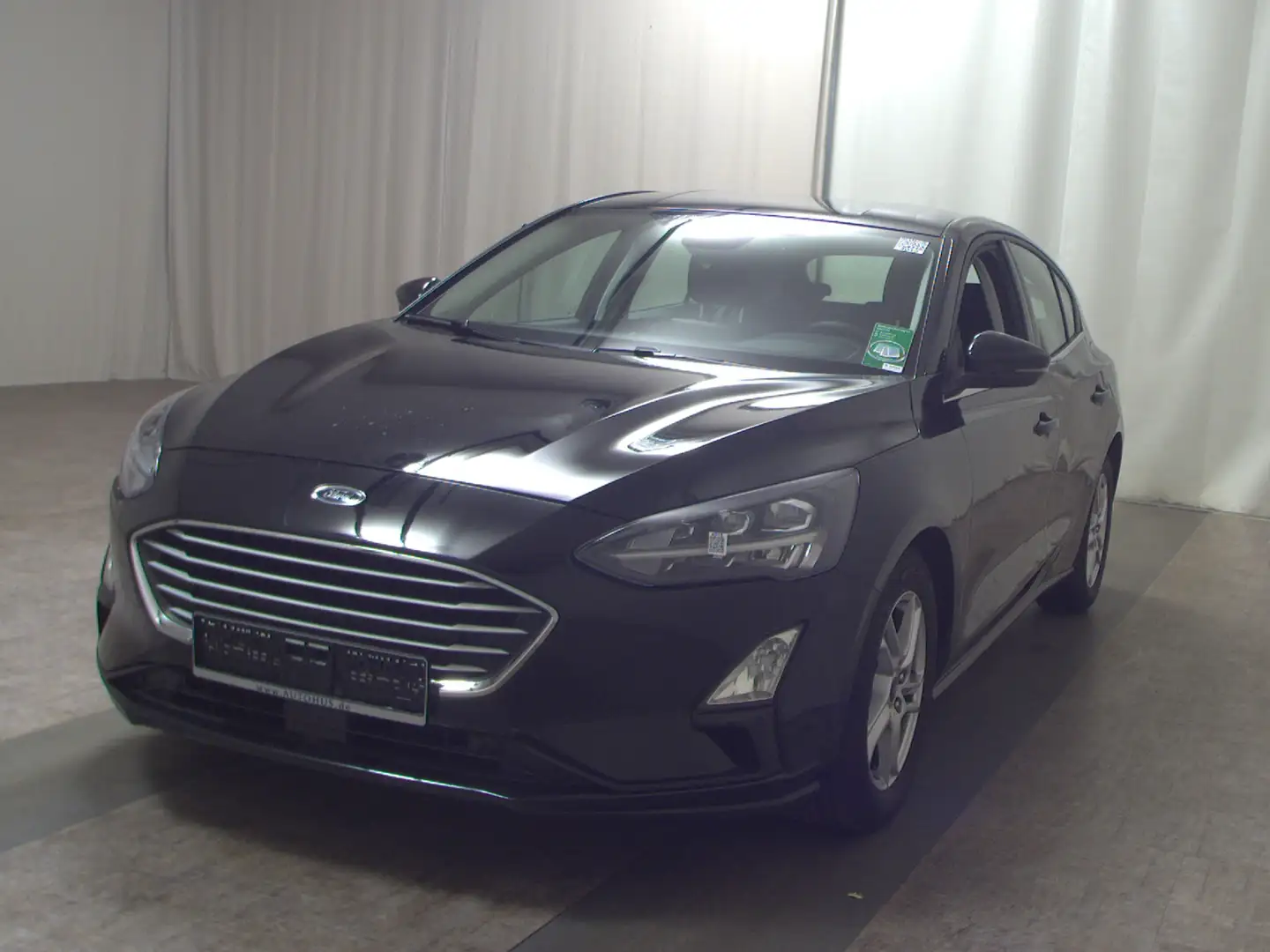 Ford Focus 2.0 EB Cool&Connect Navi LED RFK SHZ Noir - 2