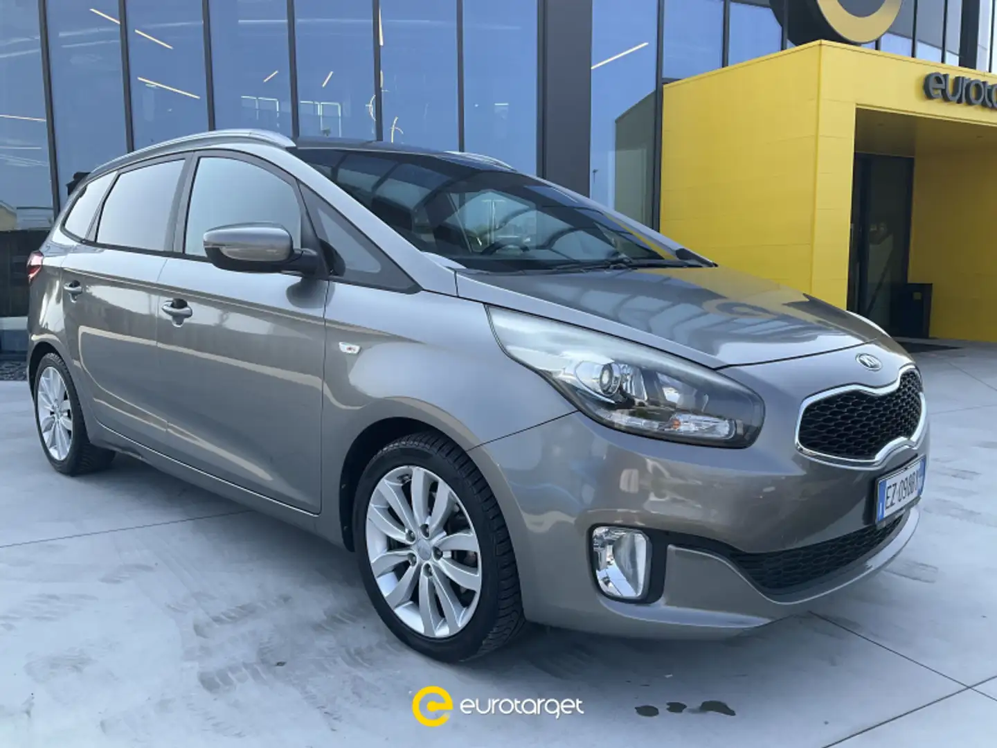 Kia Carens 1.7 CRDi 115 CV Class Gri - 1