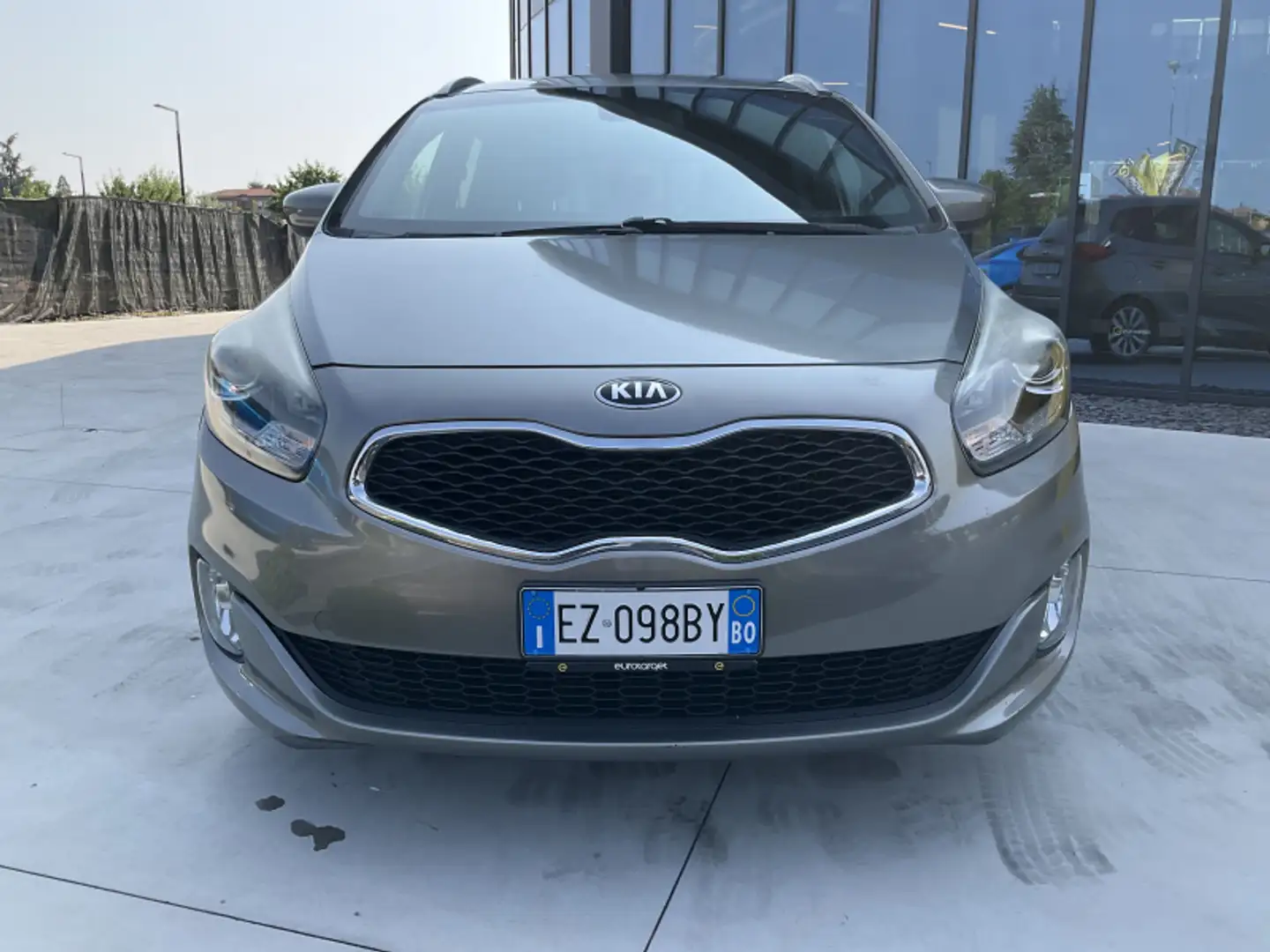Kia Carens 1.7 CRDi 115 CV Class Gri - 2