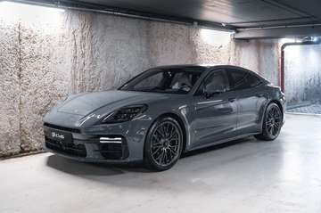(III) Turbo S E-Hybrid V8 4.0 782 PDK