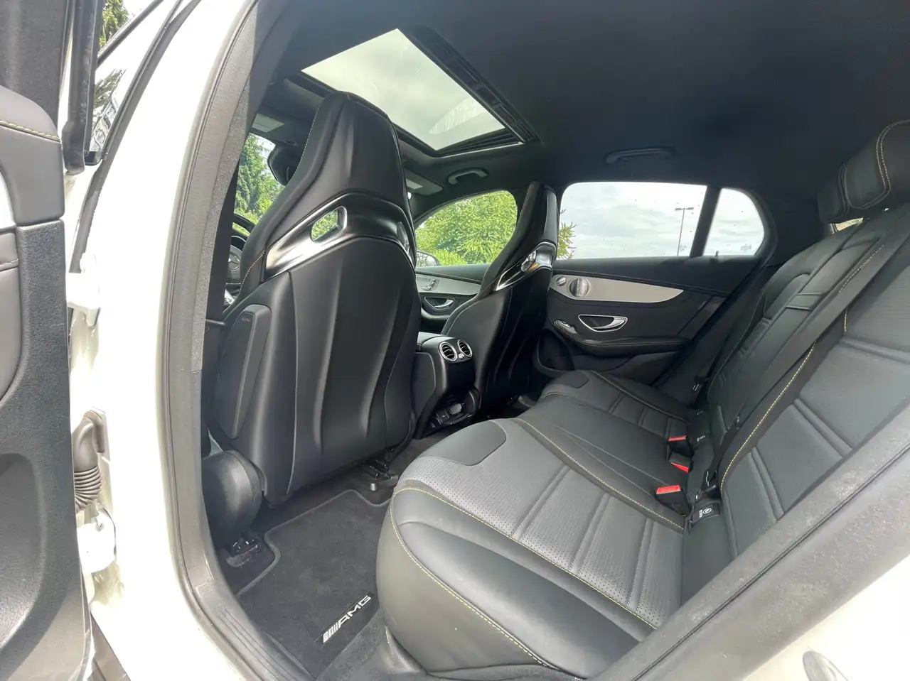 Mercedes-Benz GLC снимка Mercedes-Benz GLC