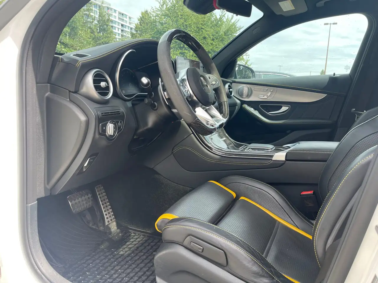 Mercedes-Benz GLC снимка Mercedes-Benz GLC