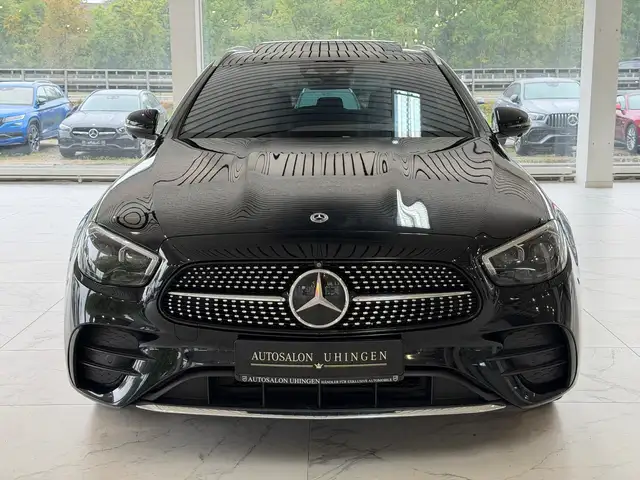 Mercedes-Benz E-Class view 2