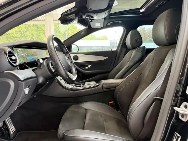 Mercedes-Benz E-Class view 13
