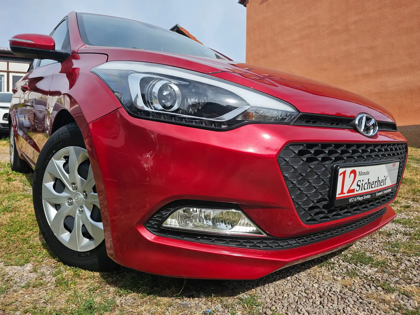 Hyundai i20 Trend,1 Hand,Lenkrad heizbar, Sitzheizung Rood - 1