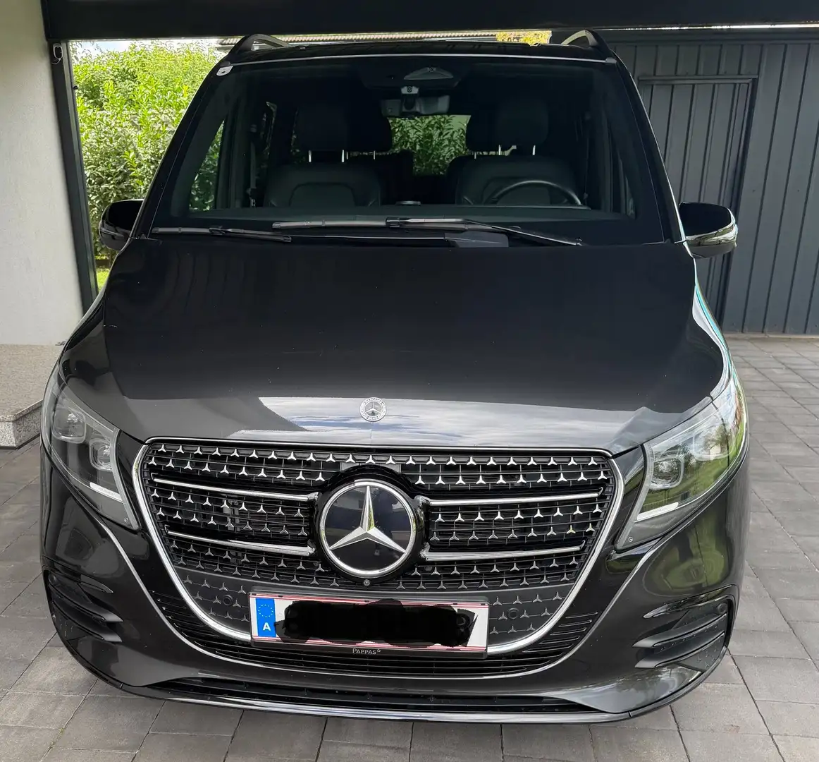 Mercedes-Benz V 300 V 300 d Kombi lang 4Matic Exclusive Aut. Exclusive AMG Paket Grau - 1