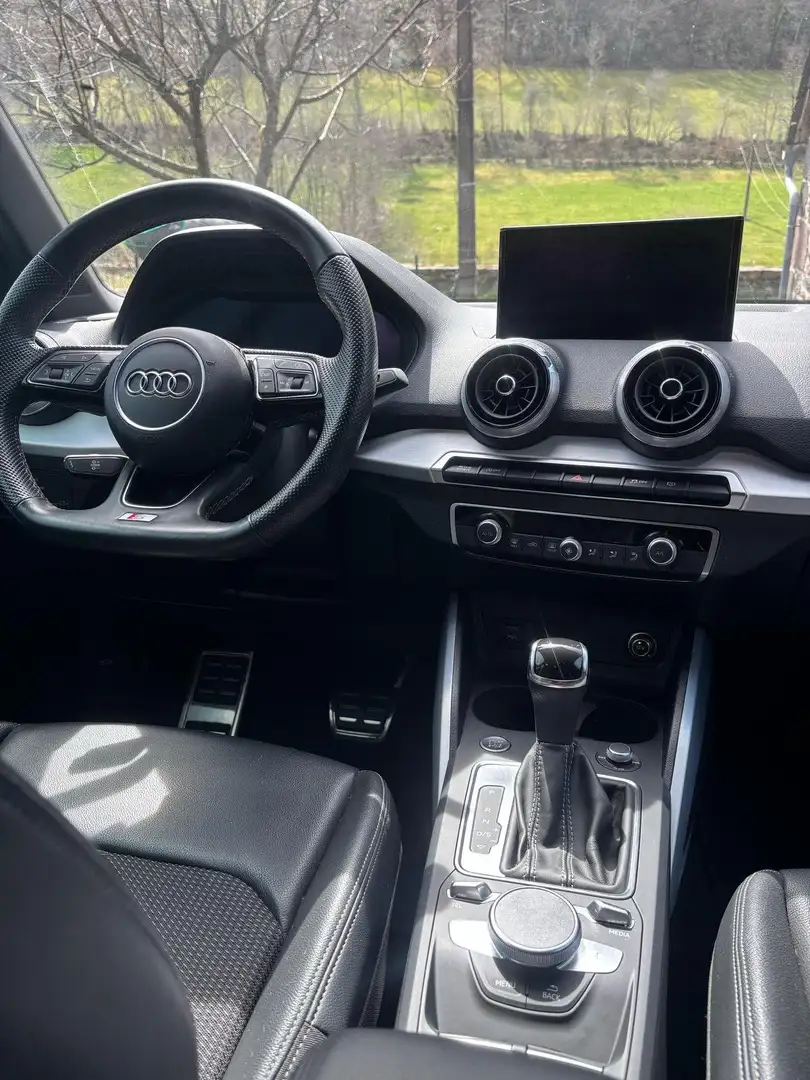 Audi Q2 Q2 35 TDI 150 S tronic 7 Quattro Business line Bleu - 2