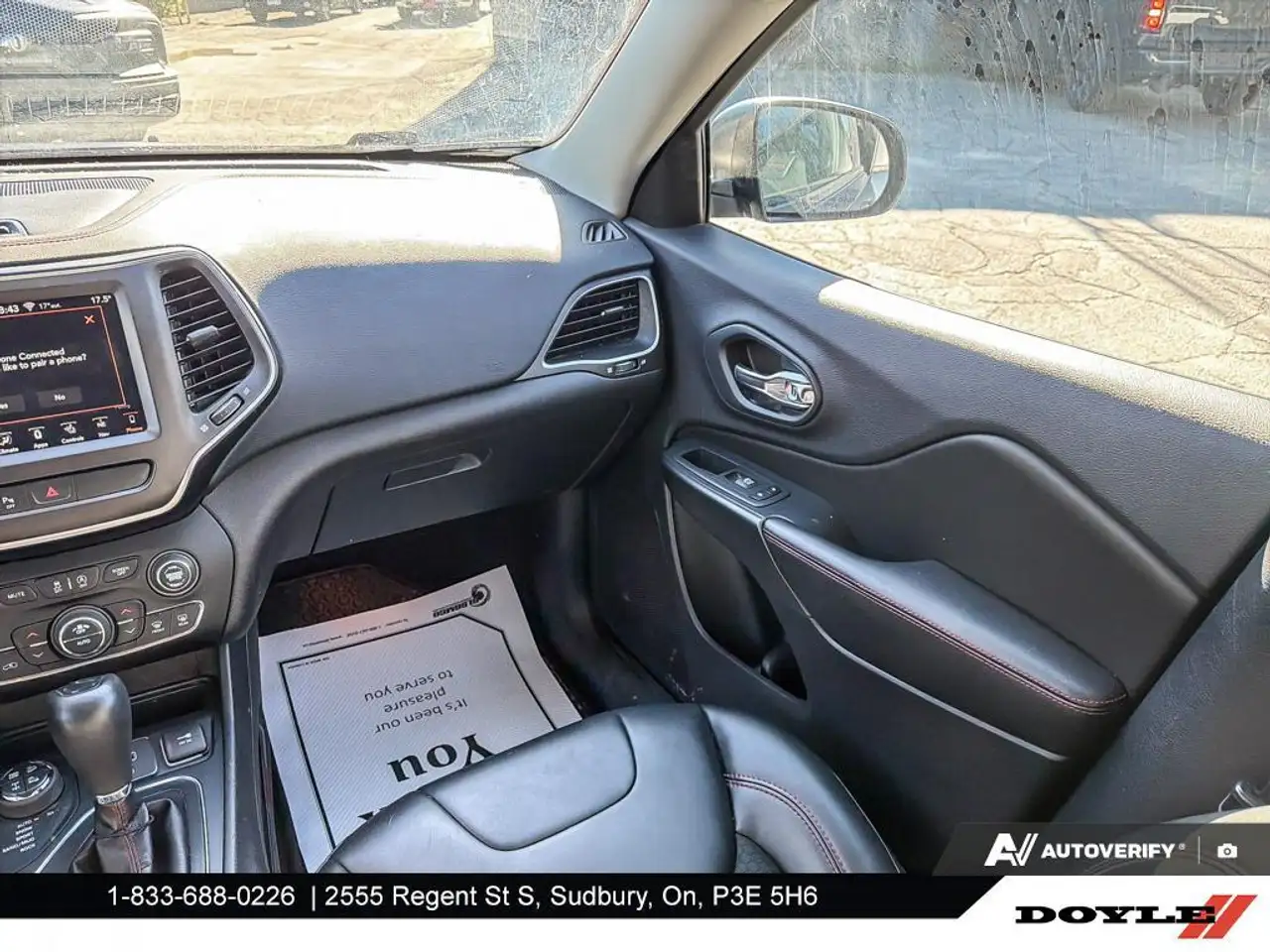 Jeep Cherokee снимка Jeep Cherokee