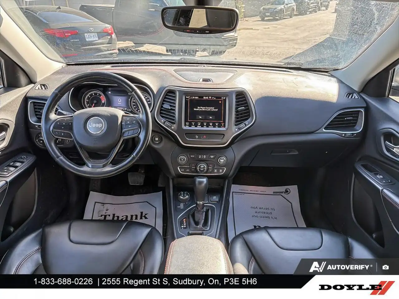 Jeep Cherokee снимка Jeep Cherokee
