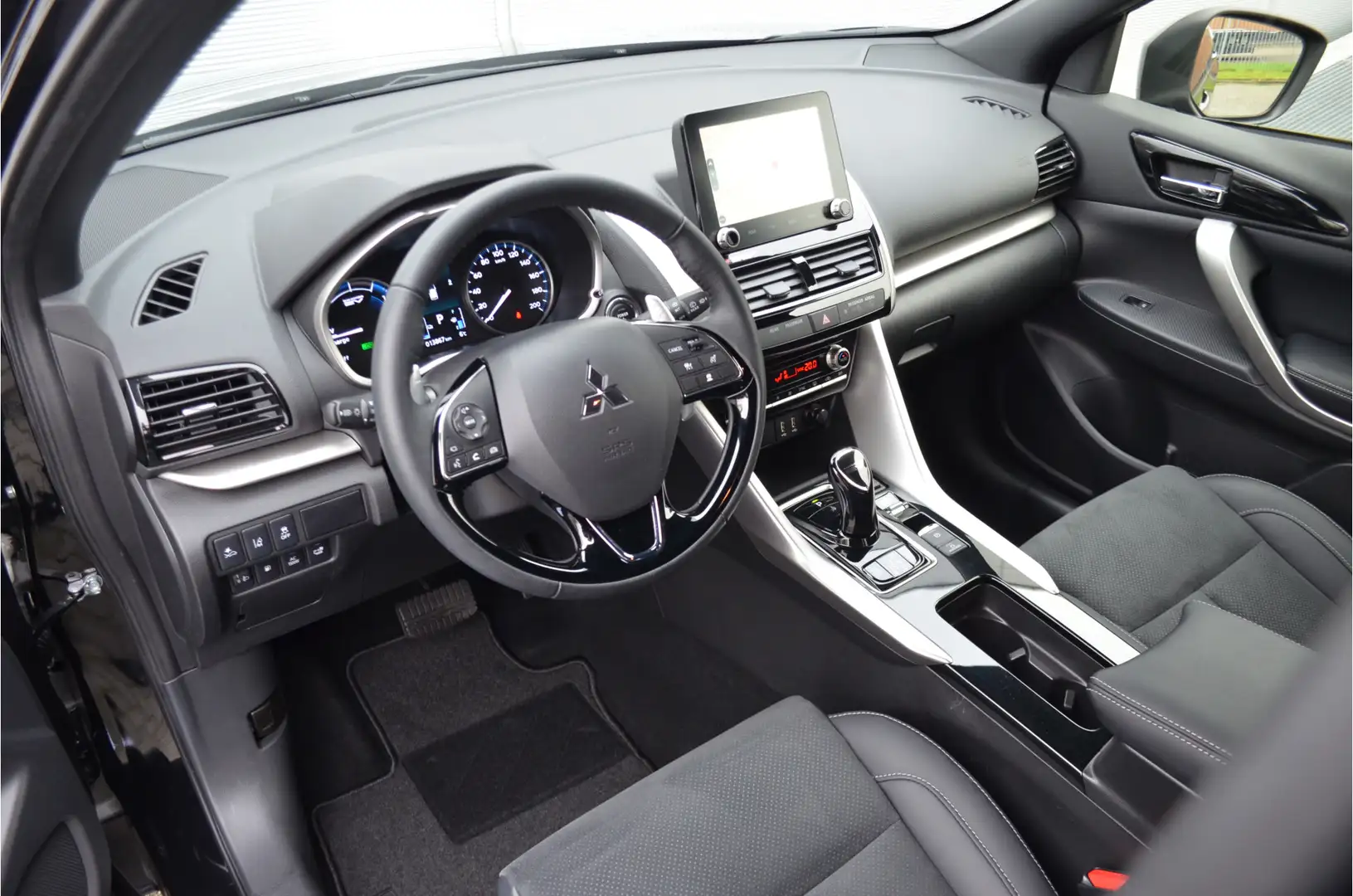 Mitsubishi Eclipse Cross PHEV 2.4 EXECUTIVE 4WD | PLUG IN HYBRID | SoH 85% Schwarz - 2