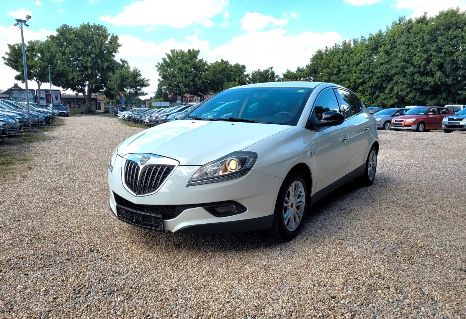 Lancia Delta Oro 1.4 Eur 4*Leder*Klimaautom.*SR+LMF*WR* Blanc - 1