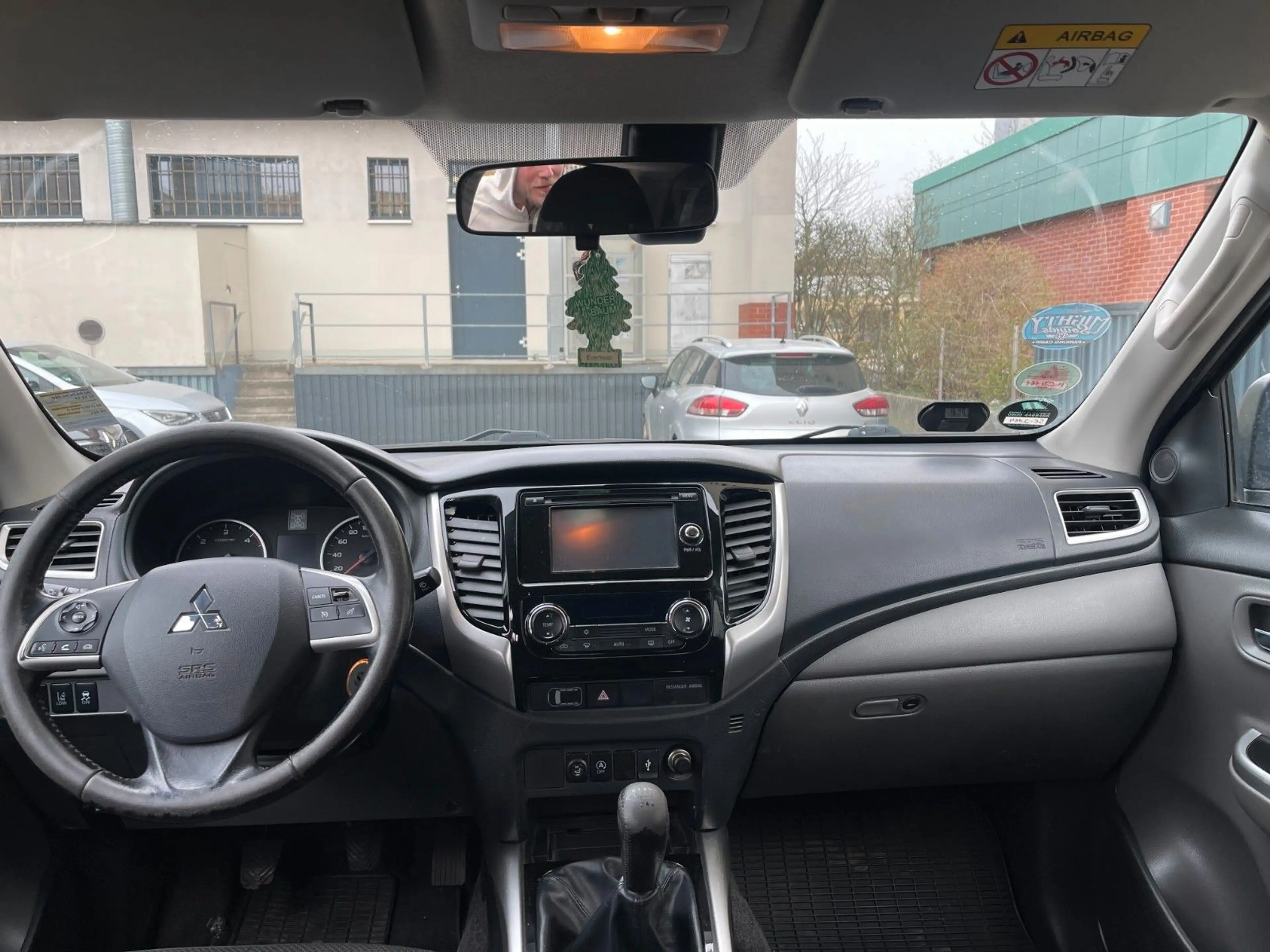 Mitsubishi L200 Plus Doppelkabine 4WD + HARDTOP — photo 12