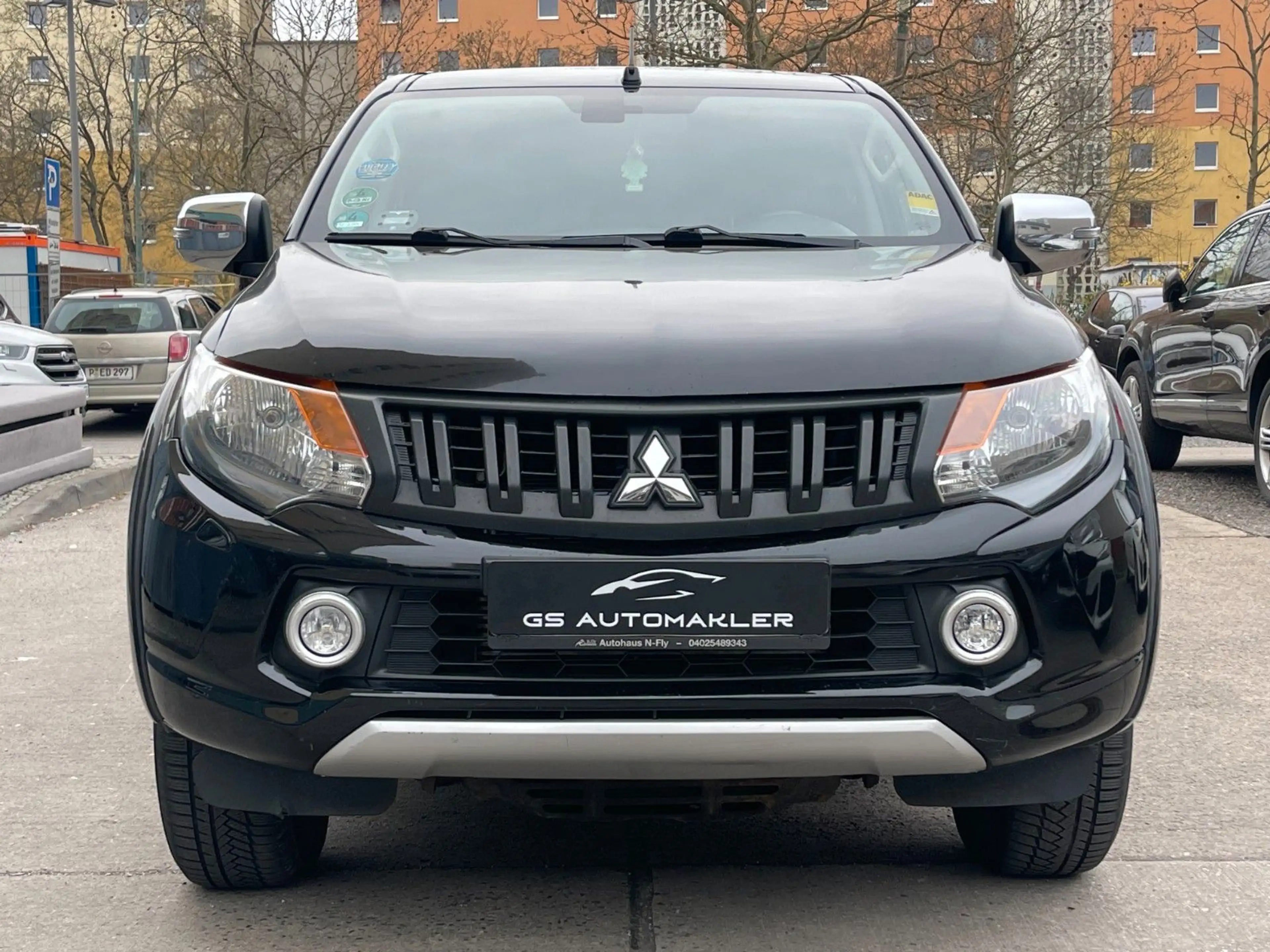 Mitsubishi L200 Plus Doppelkabine 4WD + HARDTOP — photo 3