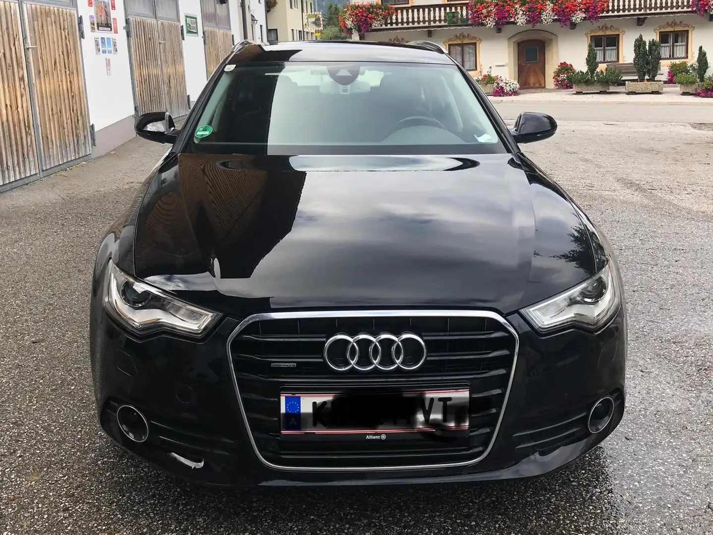 Audi A6 Schwarz - 1