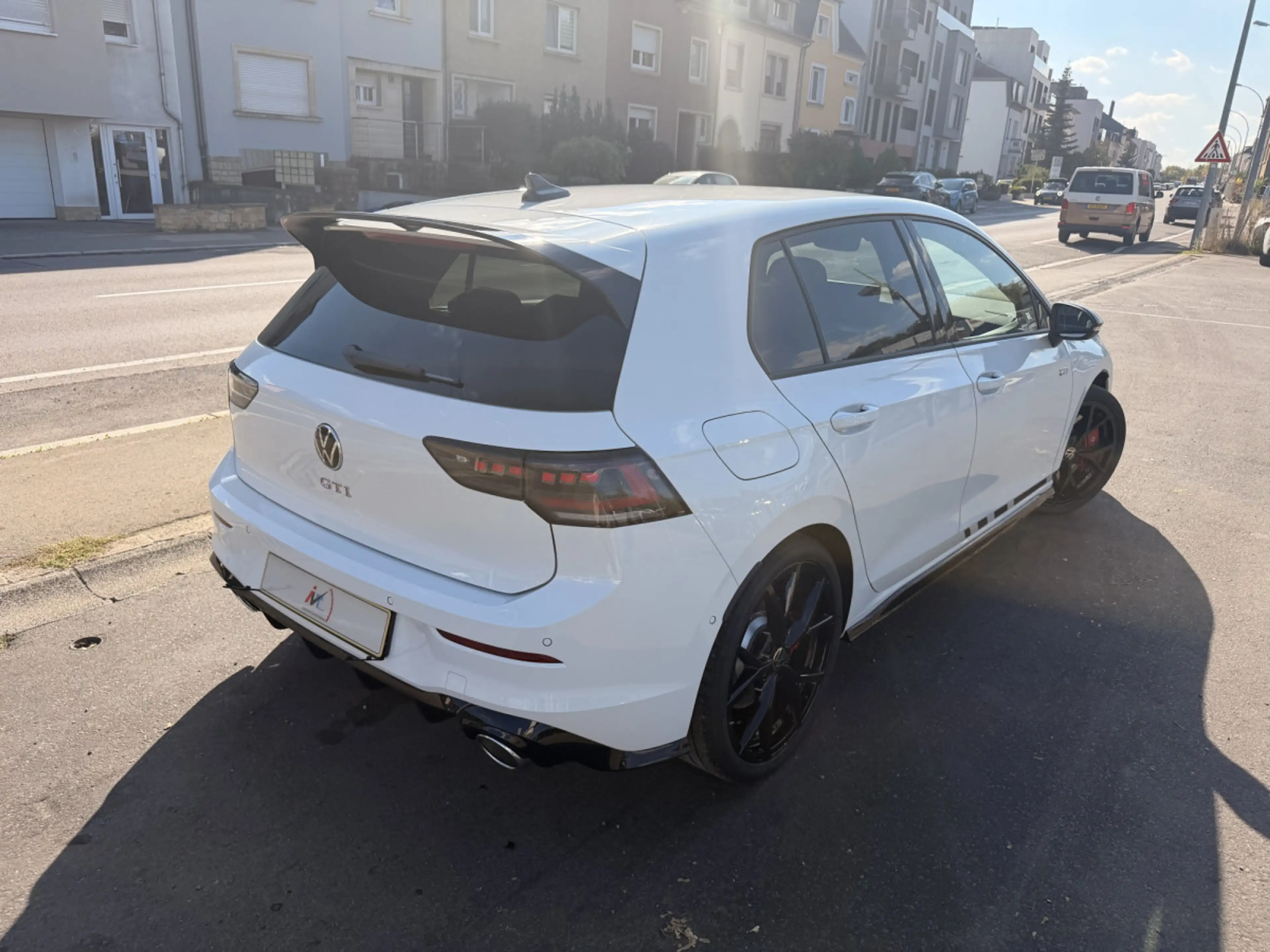 Volkswagen Golf GTI 300 Clubsport DSG — photo 5